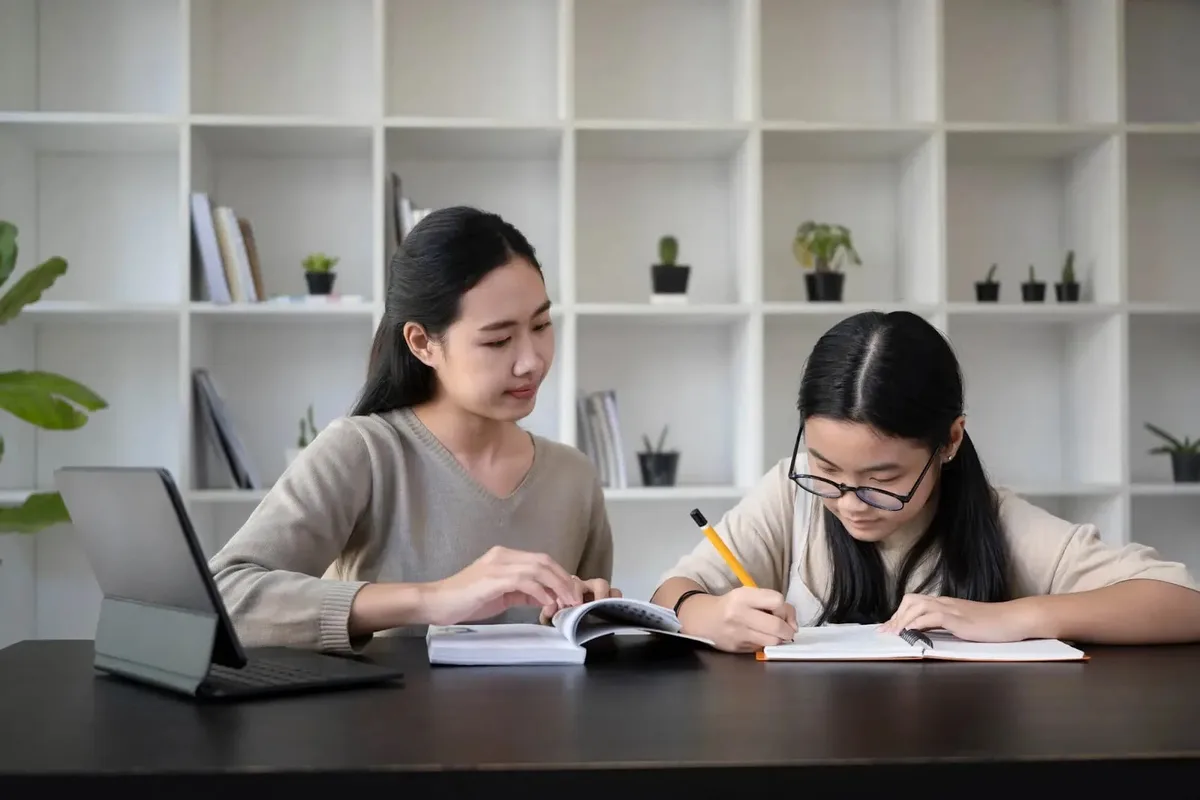 Students in a Japanese class at Japanese Explorer